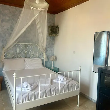 Aparments Elina * Potamia