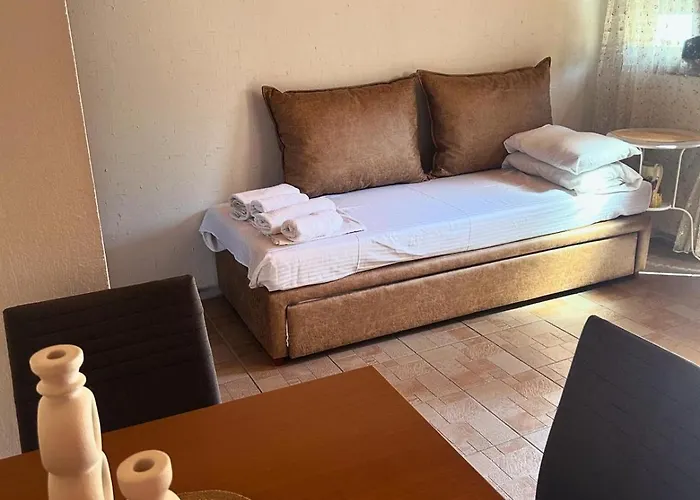 Aparments Elina Διαμέρισμα *