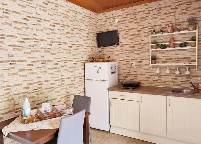 Aparments Elina 公寓